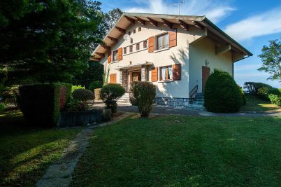 Sale House Sciez 7&nbsp;Rooms 220&nbsp;m²