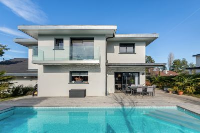 Sale Contemporary house Veigy-Foncenex 7&nbsp;Rooms 206&nbsp;m²