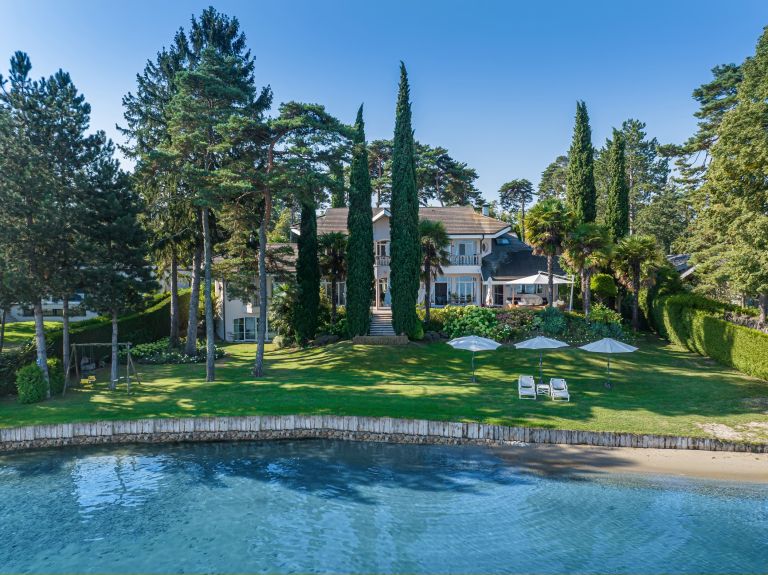 house 11 Rooms for sale on SCIEZ (74140)