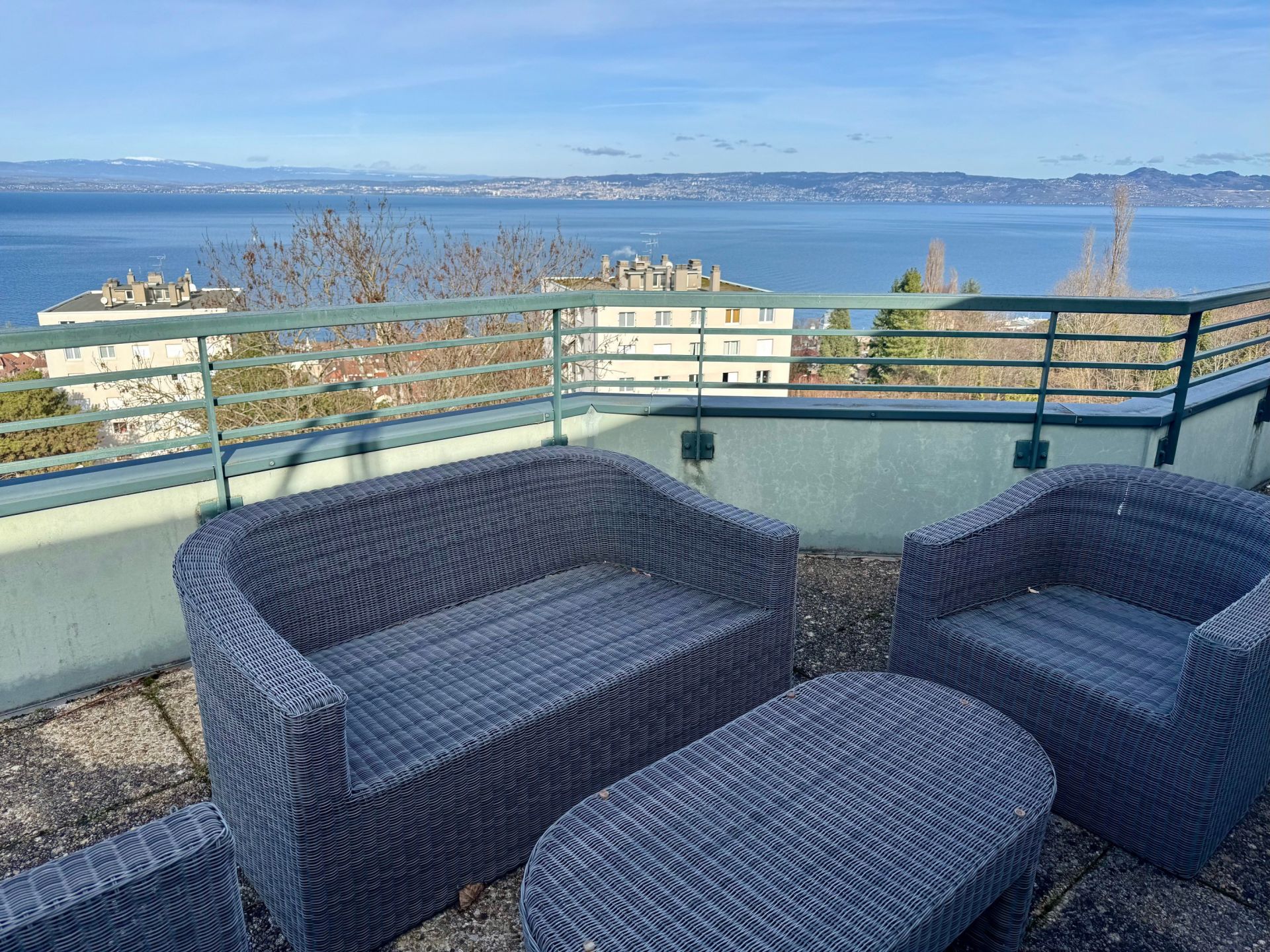apartment 5 Rooms for sale on EVIAN LES BAINS (74500)