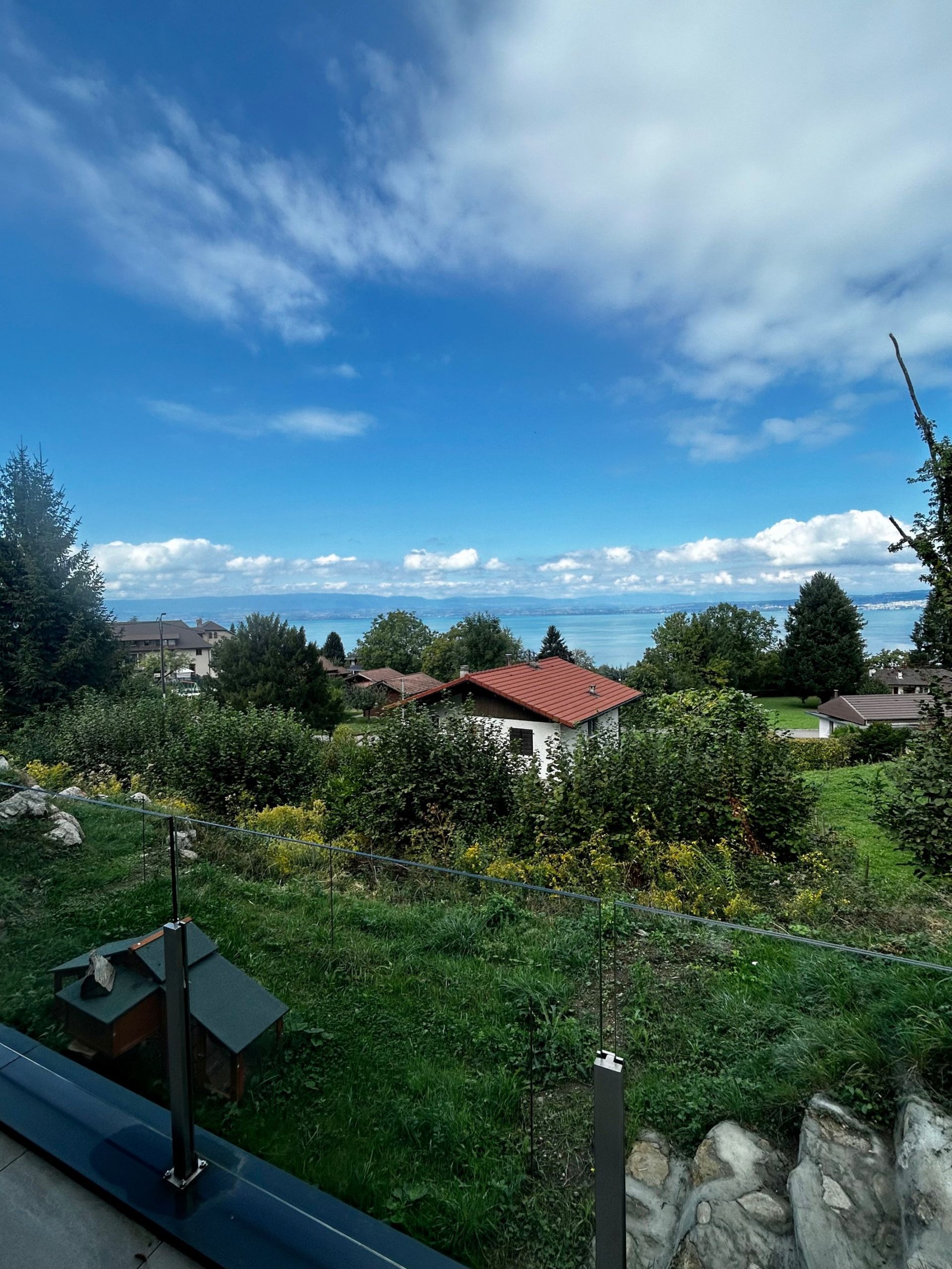 house 6 Rooms for sale on NEUVECELLE (74500)