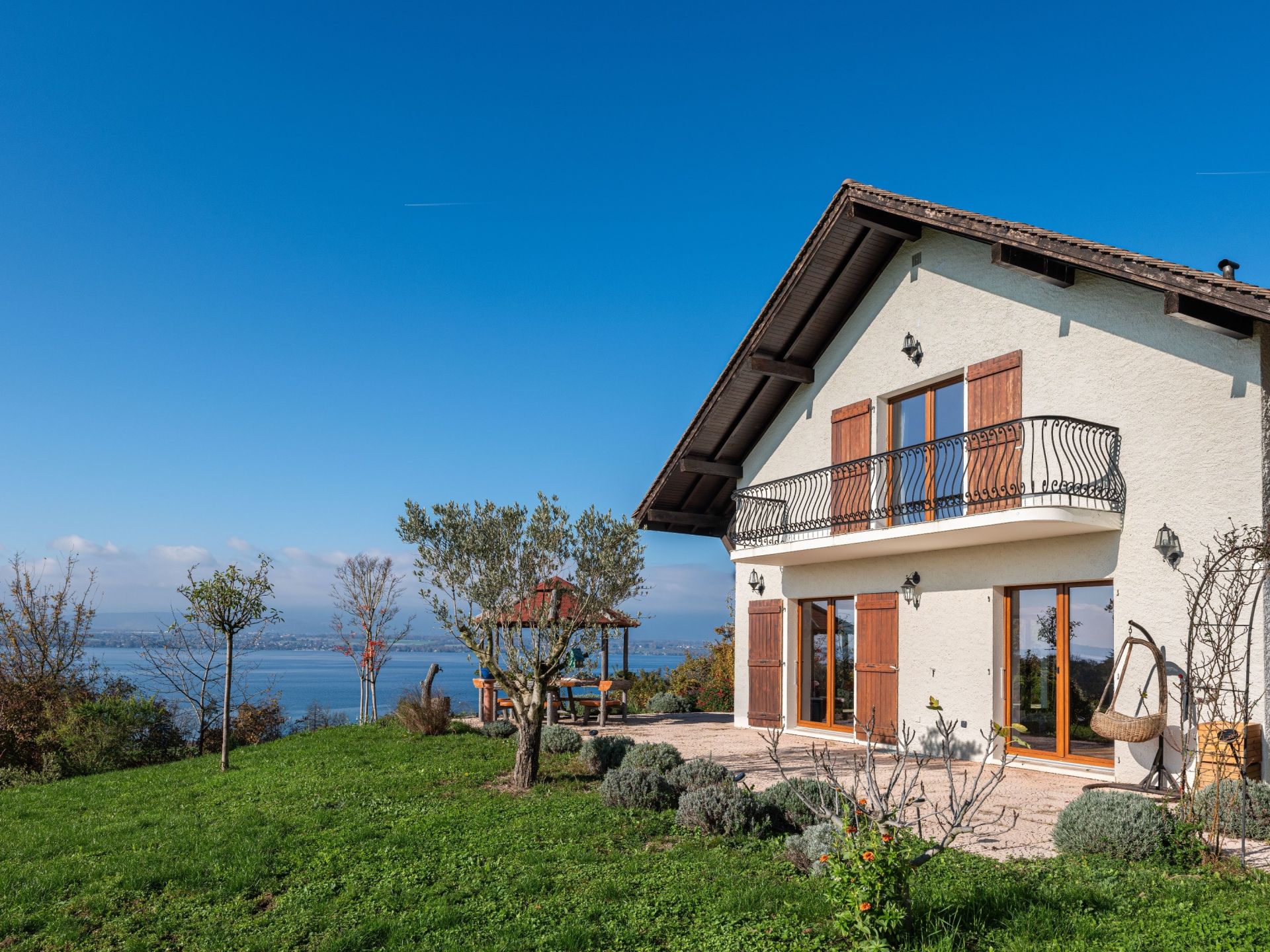 maison 9 Pièces en vente sur CHENS SUR LEMAN (74140)