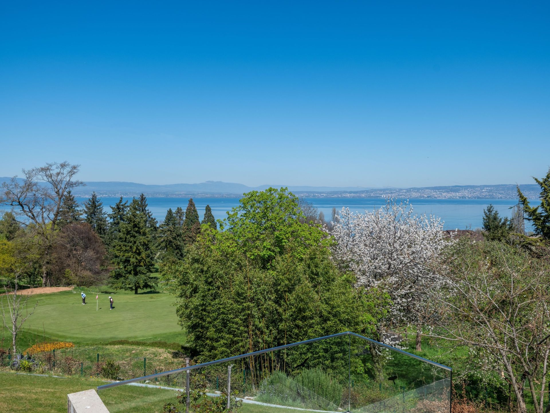 house 7 Rooms for sale on EVIAN LES BAINS (74500)