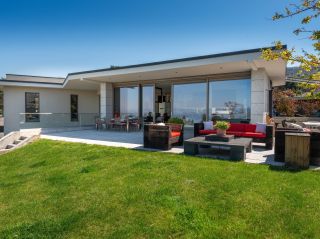 house 7 Rooms for sale on EVIAN LES BAINS (74500)