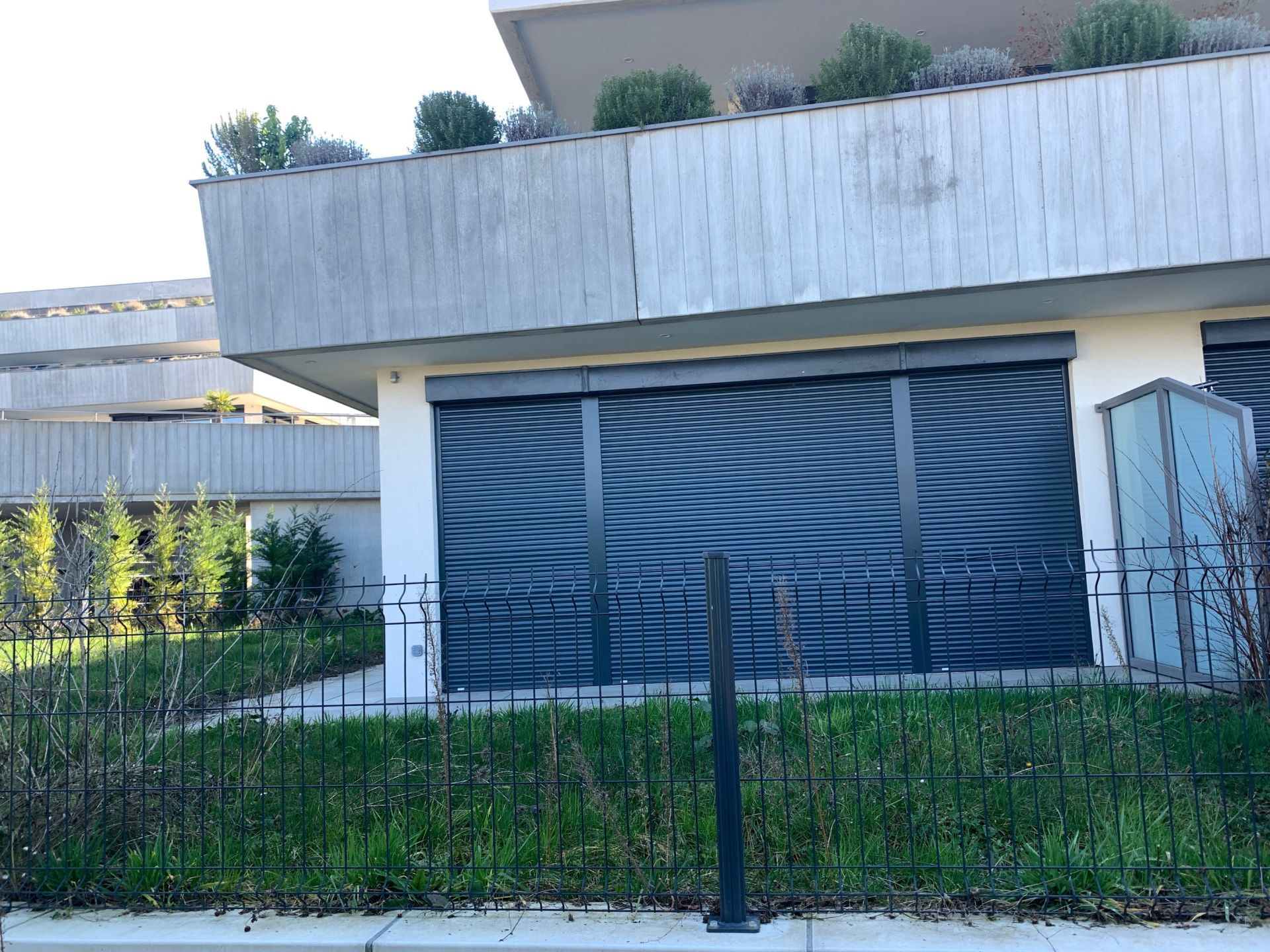 apartment 4 Rooms for sale on MAXILLY SUR LEMAN (74500)