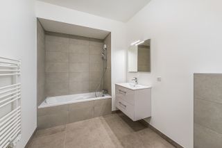 apartment 4 Rooms for sale on MAXILLY SUR LEMAN (74500)