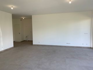apartment 4 Rooms for sale on MAXILLY SUR LEMAN (74500)
