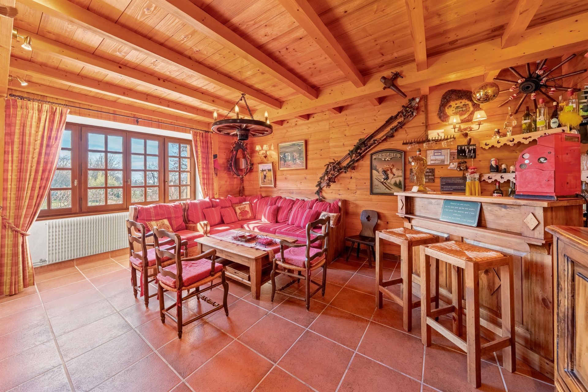 house 11 Rooms for sale on MAXILLY SUR LEMAN (74500)