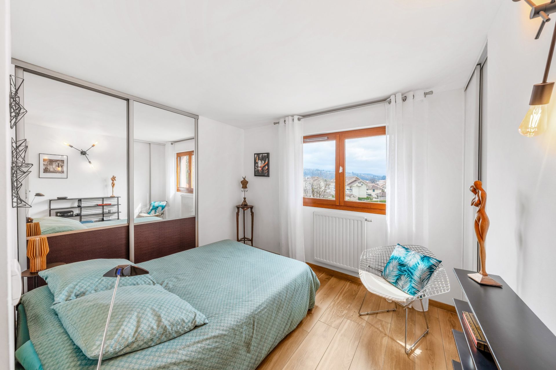apartment 5 Rooms for sale on AMPHION LES BAINS (74500)