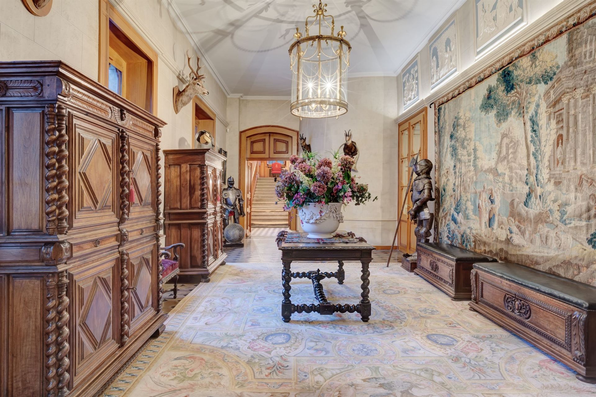 house 25 Rooms for sale on DOUVAINE (74140)