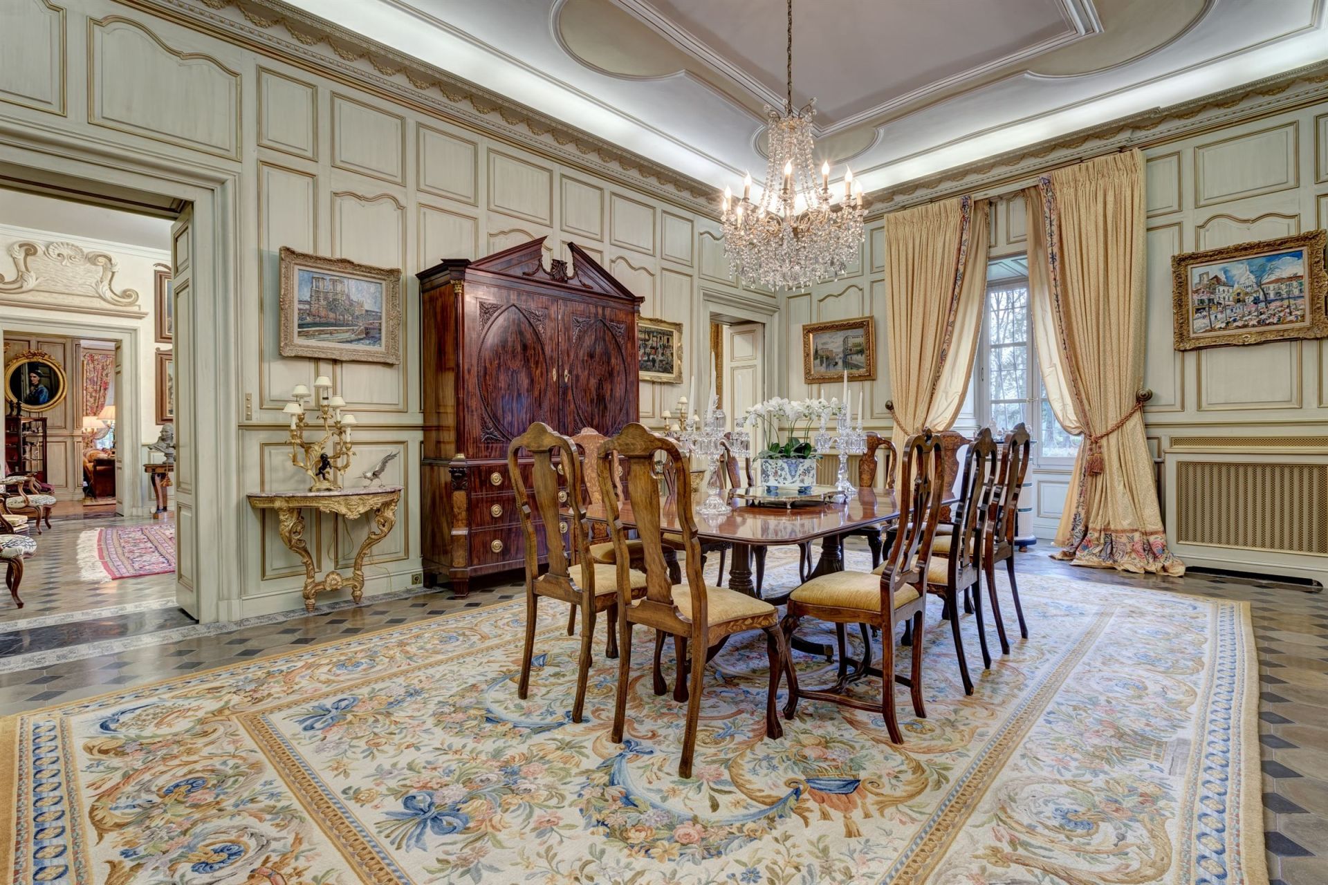 house 25 Rooms for sale on DOUVAINE (74140)