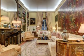 house 25 Rooms for sale on DOUVAINE (74140)