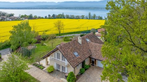 Sale House Chens-sur-Léman 8&nbsp;Rooms 380&nbsp;m²
