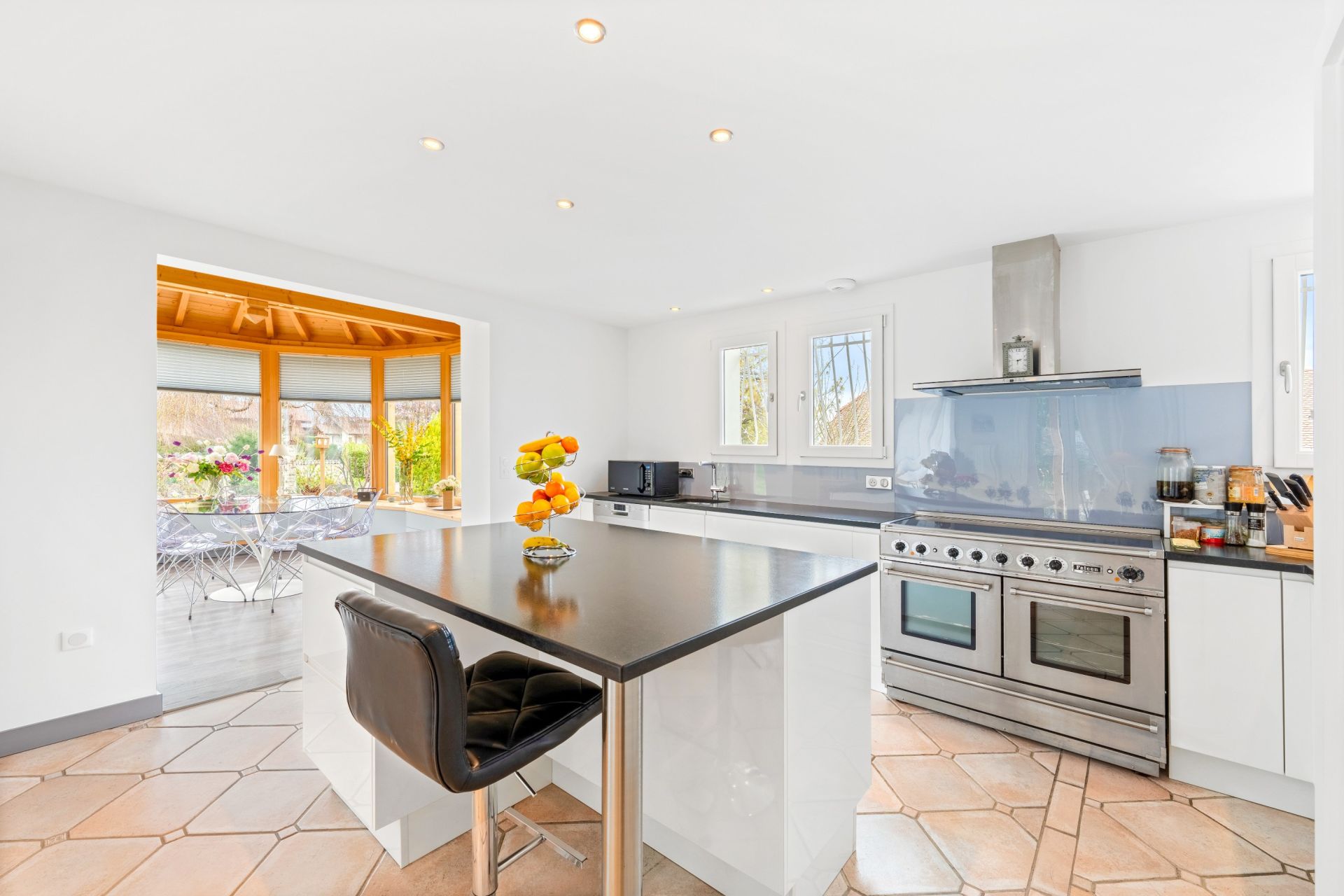 maison 8 Pièces en vente sur NEUVECELLE (74500)