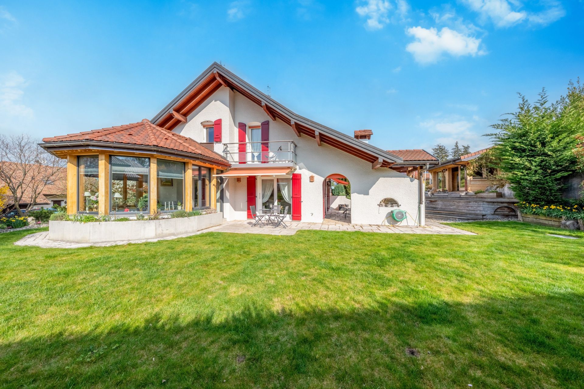 maison 8 Pièces en vente sur NEUVECELLE (74500)
