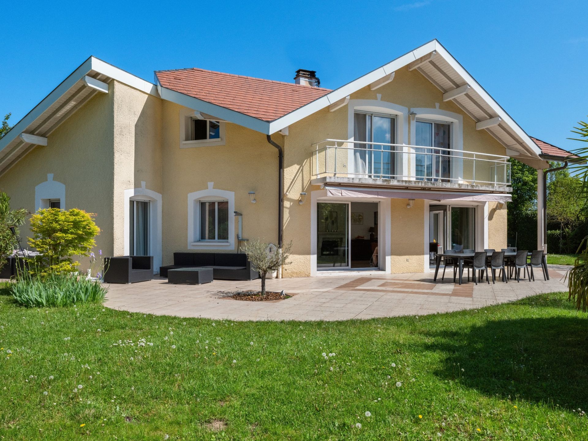 apartment 4 rooms for sale on MAXILLY SUR LEMAN (74500) apartment 4 rooms for sale on MAXILLY SUR LEMAN (74500)