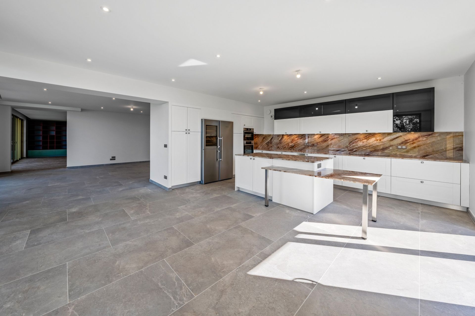 apartment 6 Rooms for sale on EVIAN LES BAINS (74500)