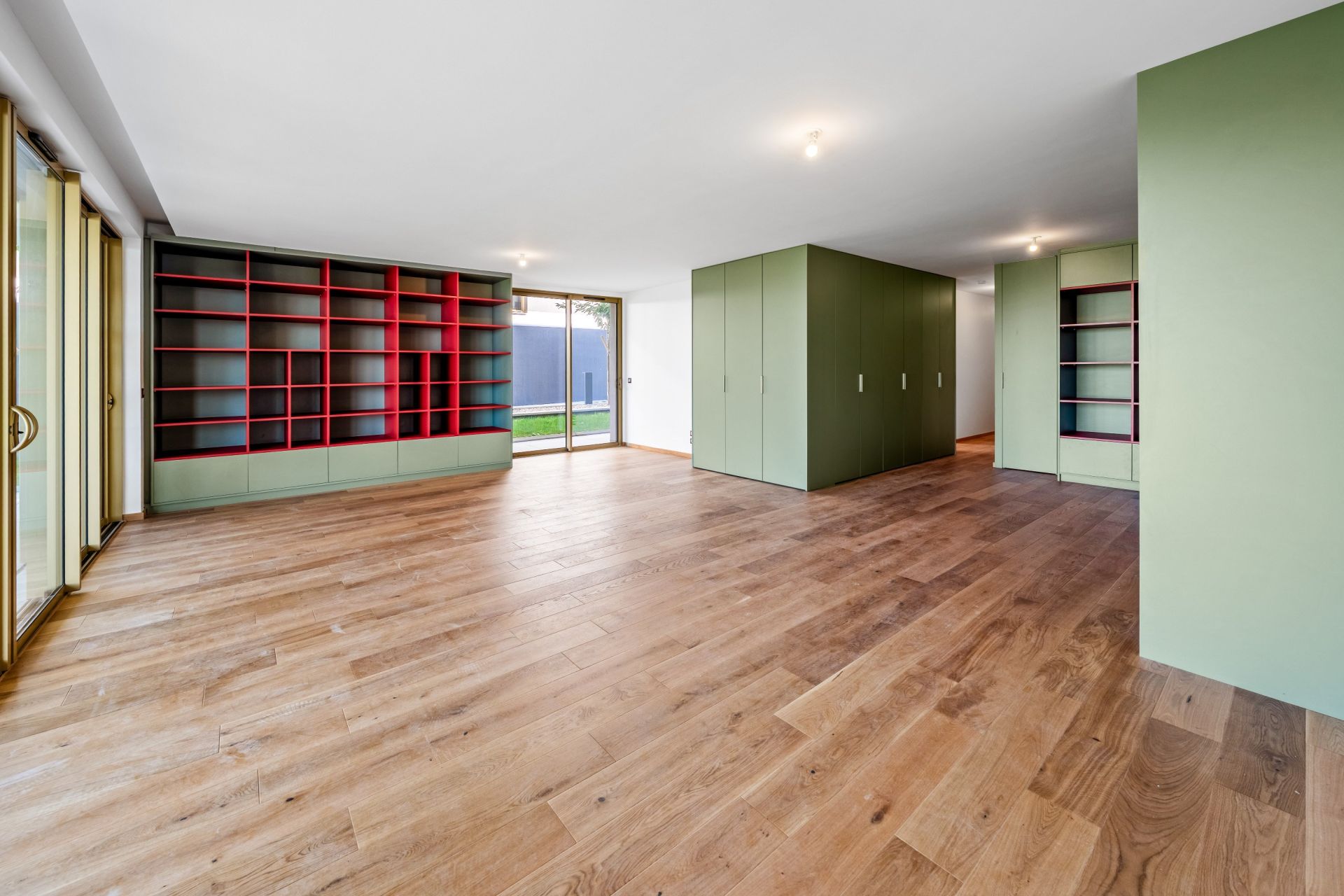 apartment 6 Rooms for sale on EVIAN LES BAINS (74500)