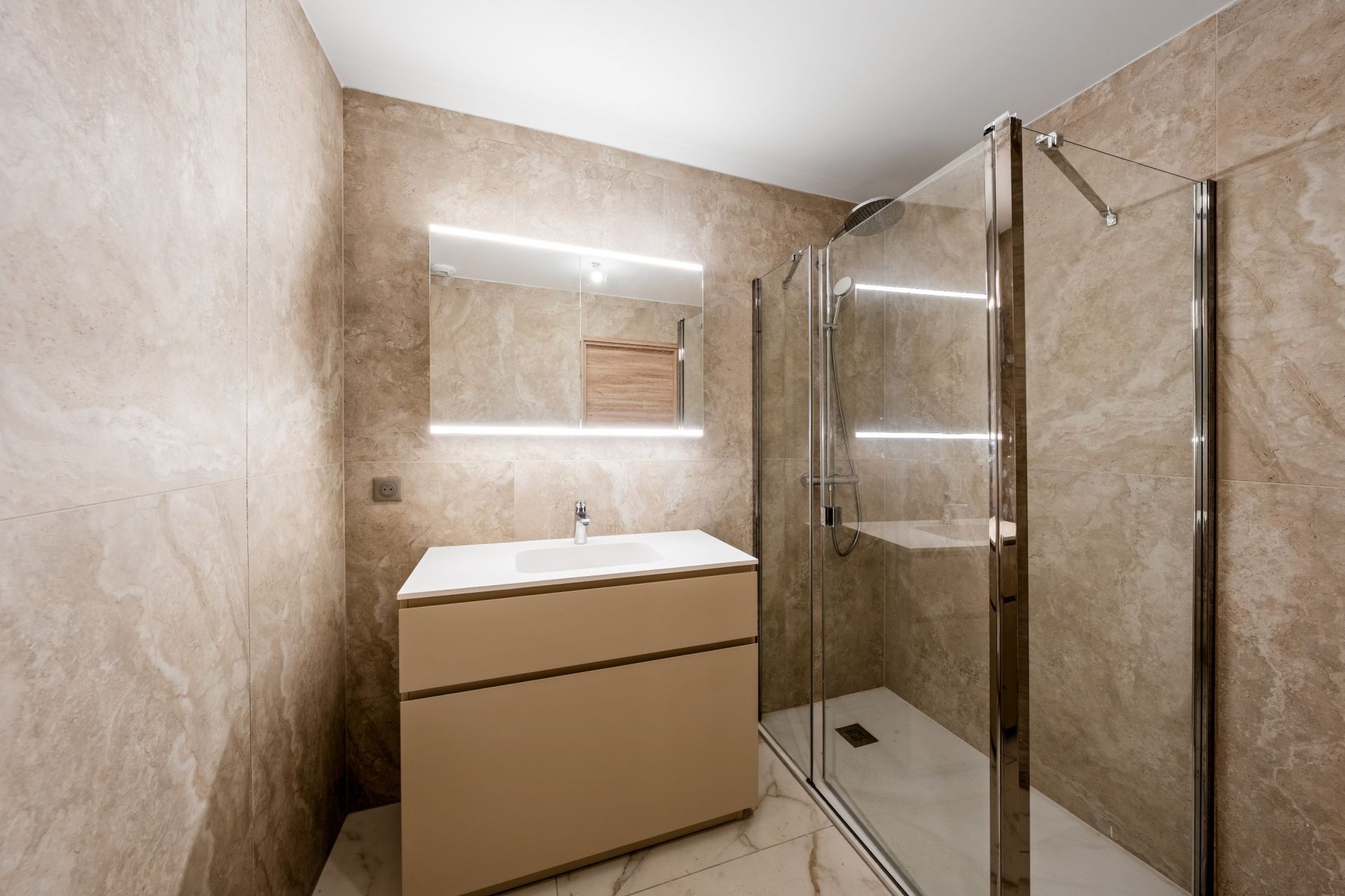 appartement 6 Pièces en vente sur EVIAN LES BAINS (74500)
