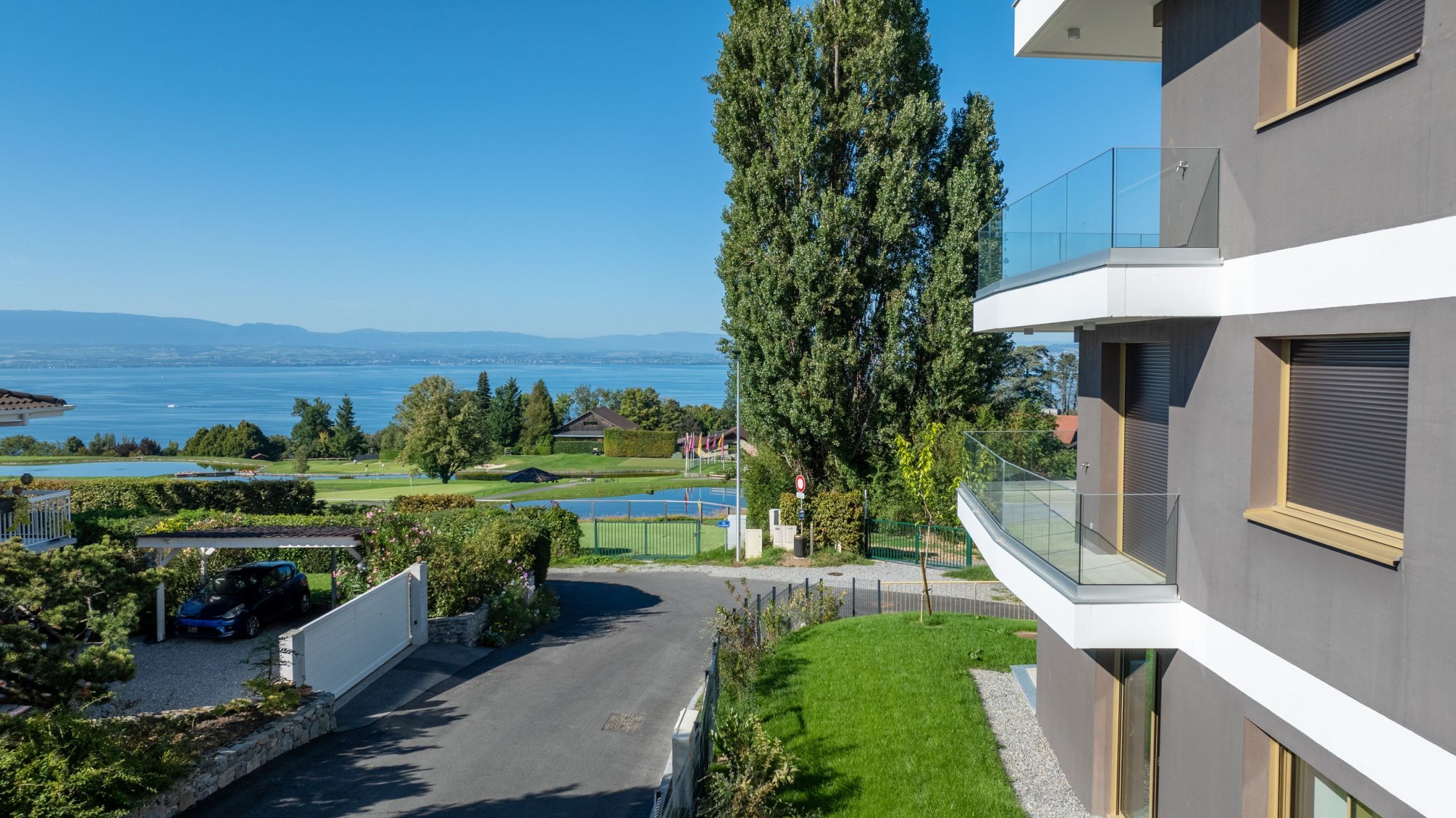 apartment 6 Rooms for sale on EVIAN LES BAINS (74500)