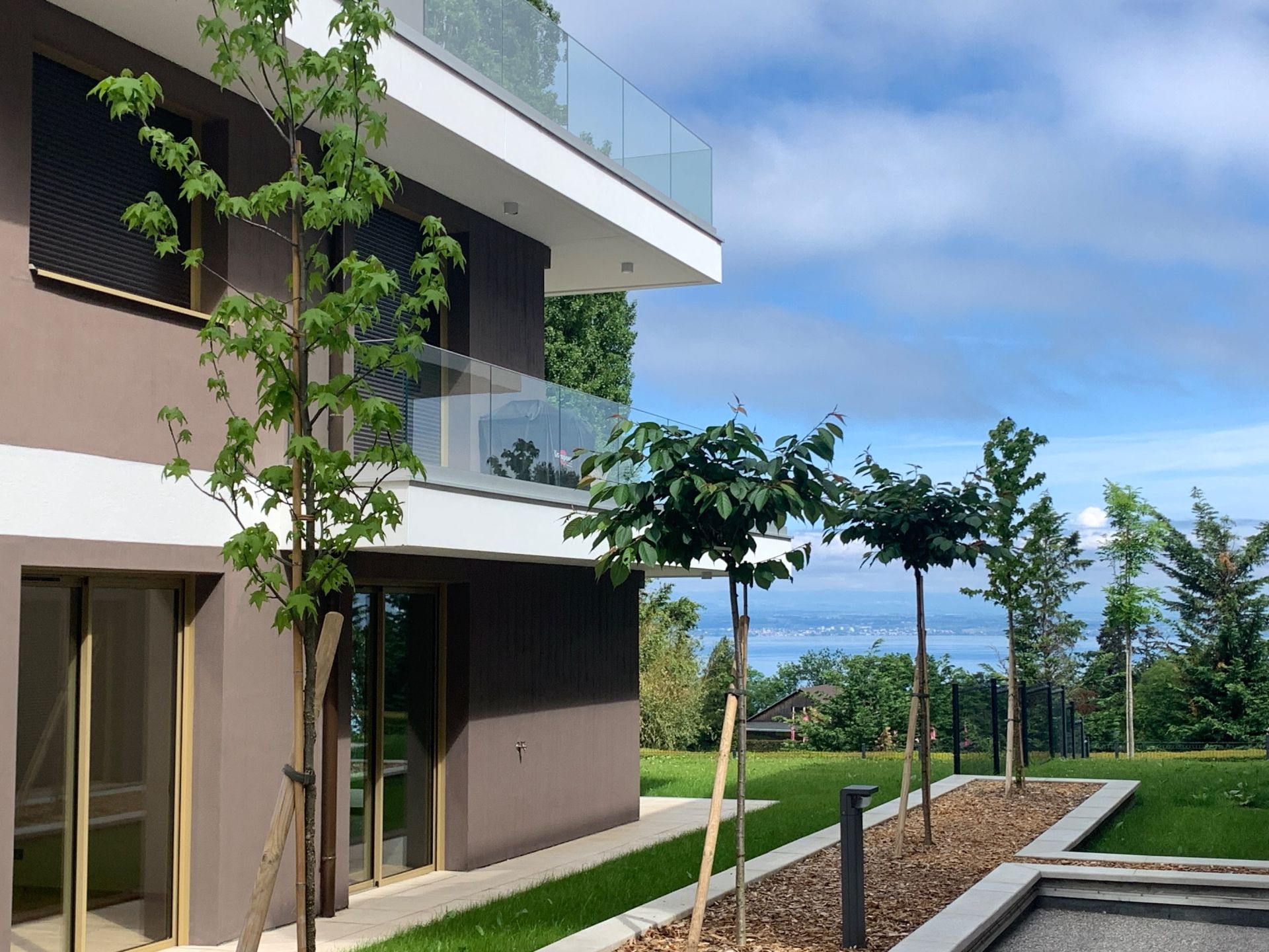 apartment 6 Rooms for sale on EVIAN LES BAINS (74500)