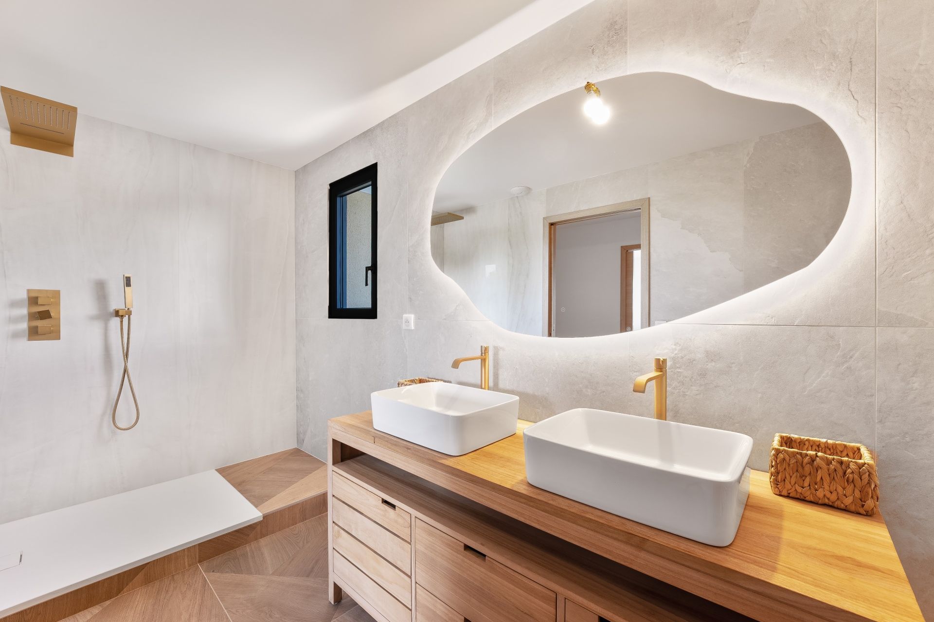 maison 6 Pièces en vente sur MESSERY (74140)