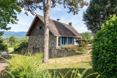 Vente Maison Excenevex 10 Pièces 200 m²