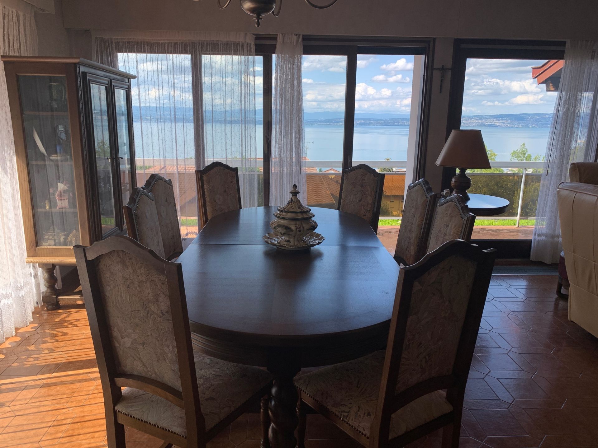 house 8 Rooms for sale on EVIAN LES BAINS (74500)