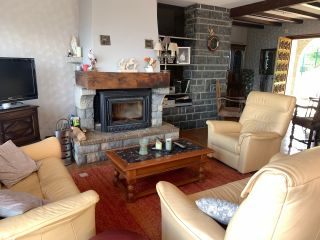 house 8 Rooms for sale on EVIAN LES BAINS (74500)