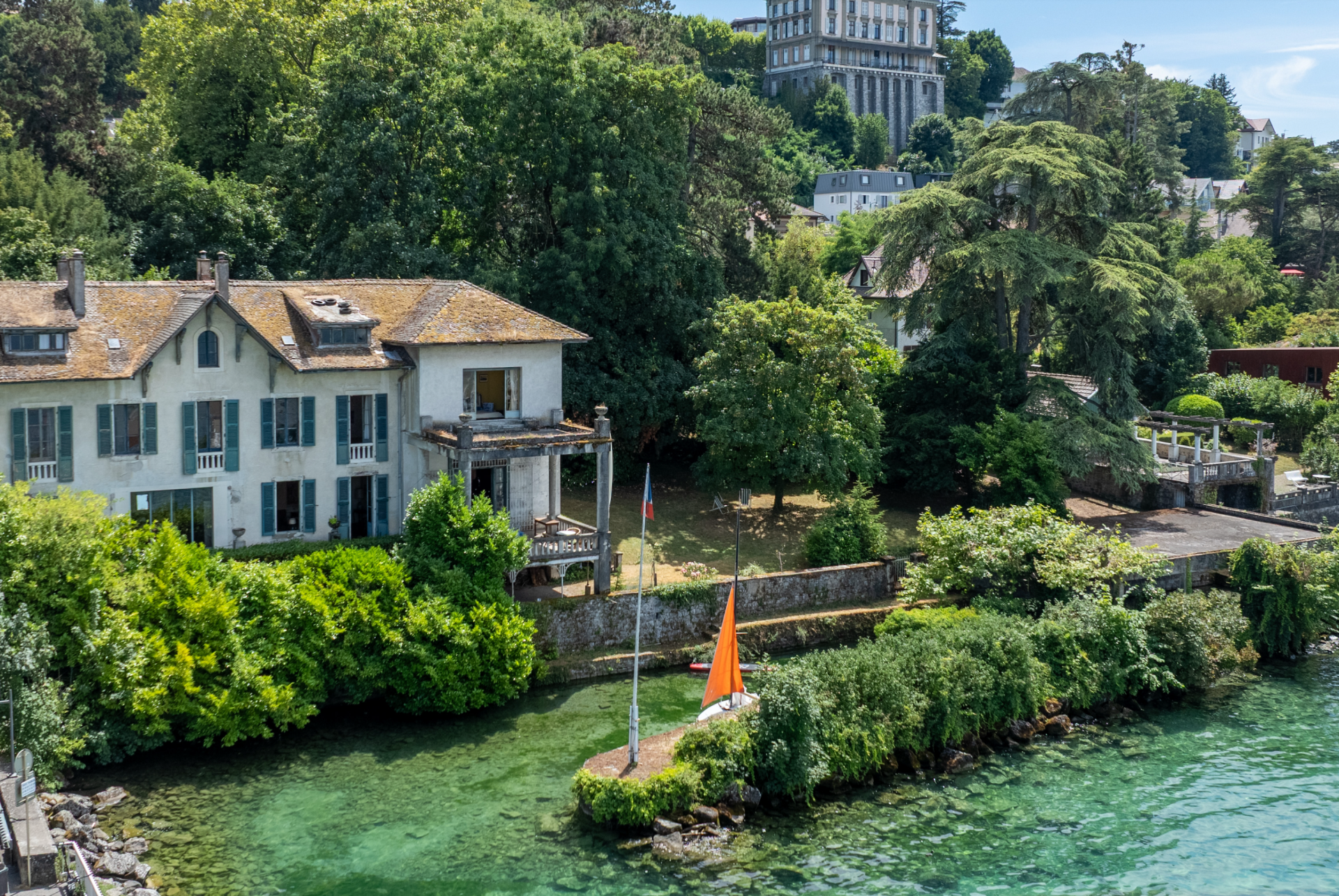 maison 18 Pièces en vente sur THONON LES BAINS (74200)