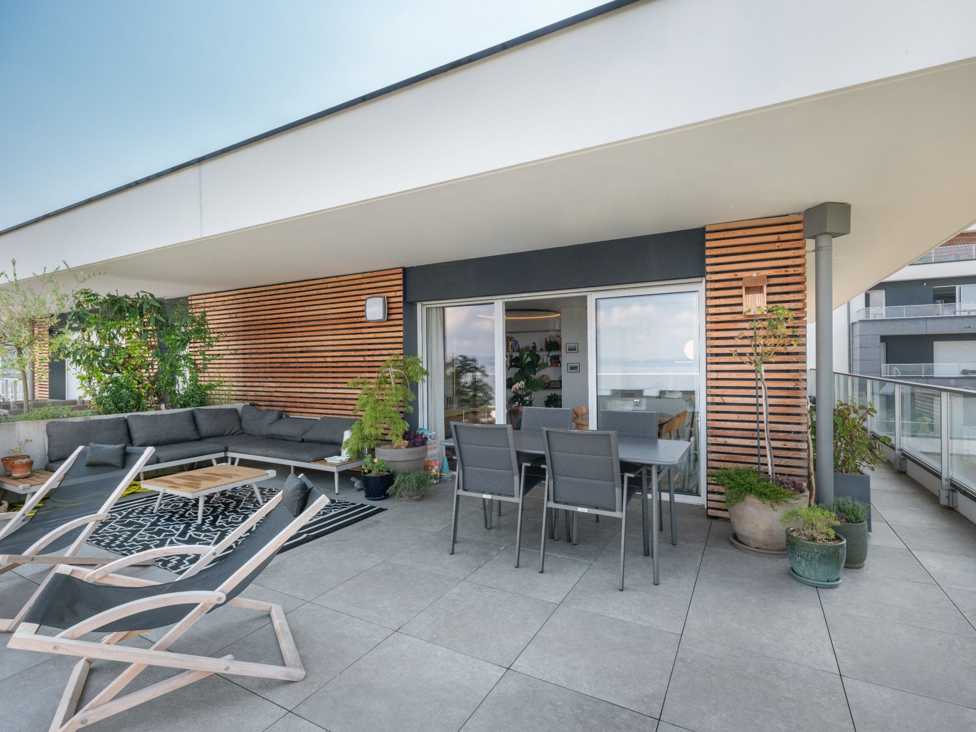 apartment 4 Rooms for sale on NEUVECELLE (74500)