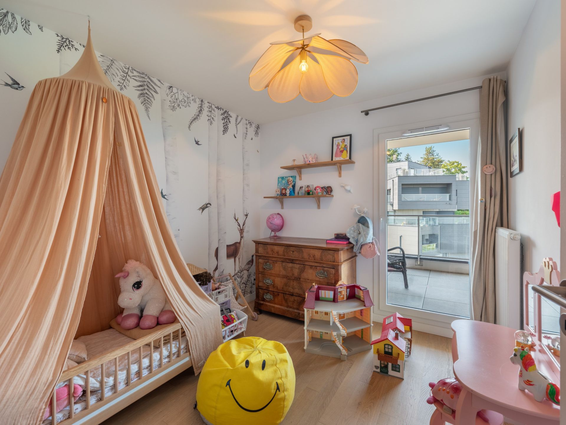 apartment 4 Rooms for sale on NEUVECELLE (74500)