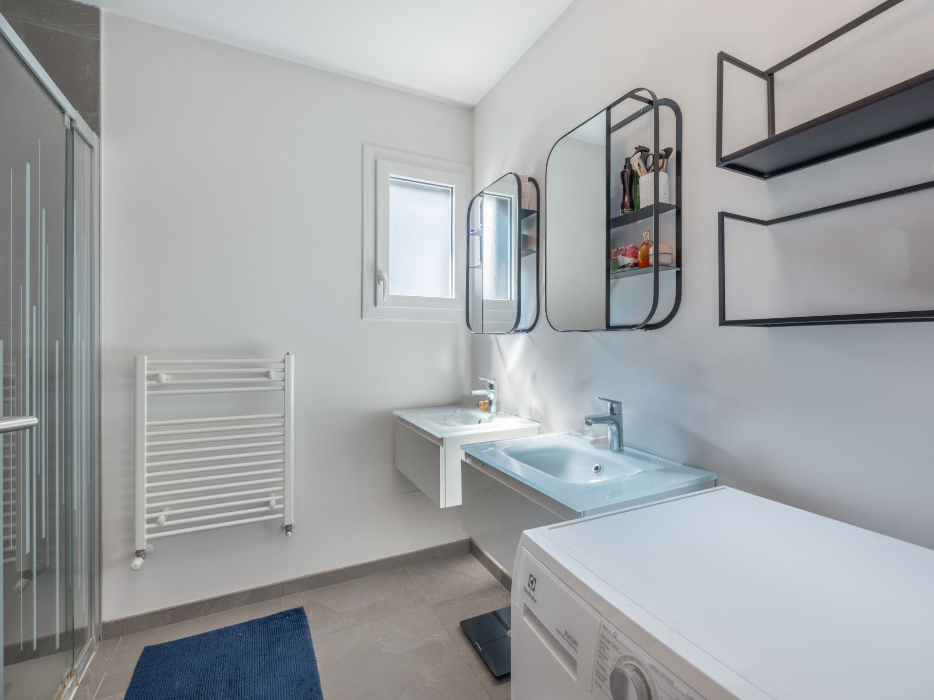 apartment 4 Rooms for sale on NEUVECELLE (74500)