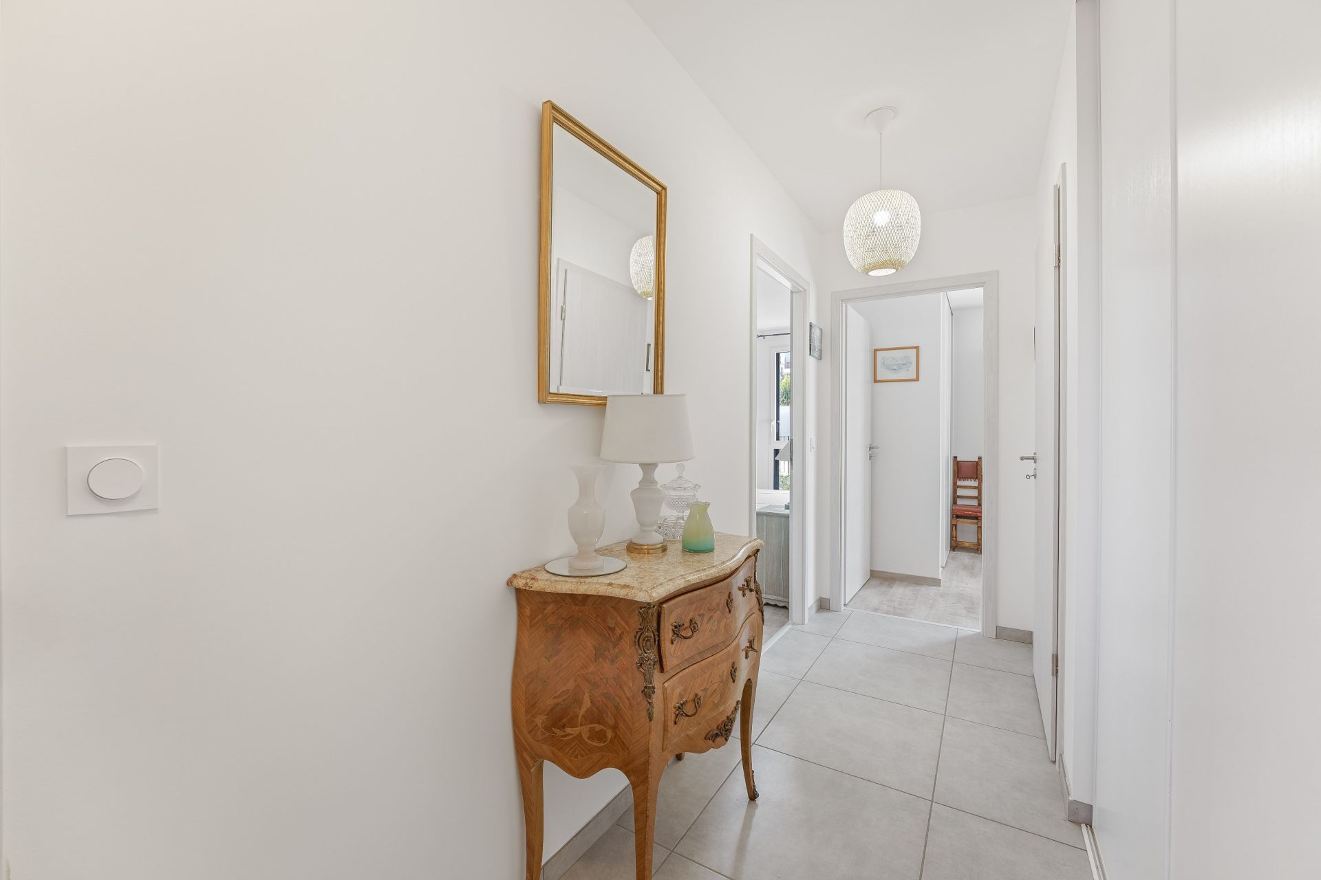 apartment 4 Rooms for sale on EVIAN LES BAINS (74500)