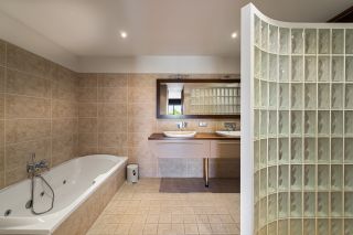 maison d'architecte 8 Pièces en vente sur NERNIER (74140)
