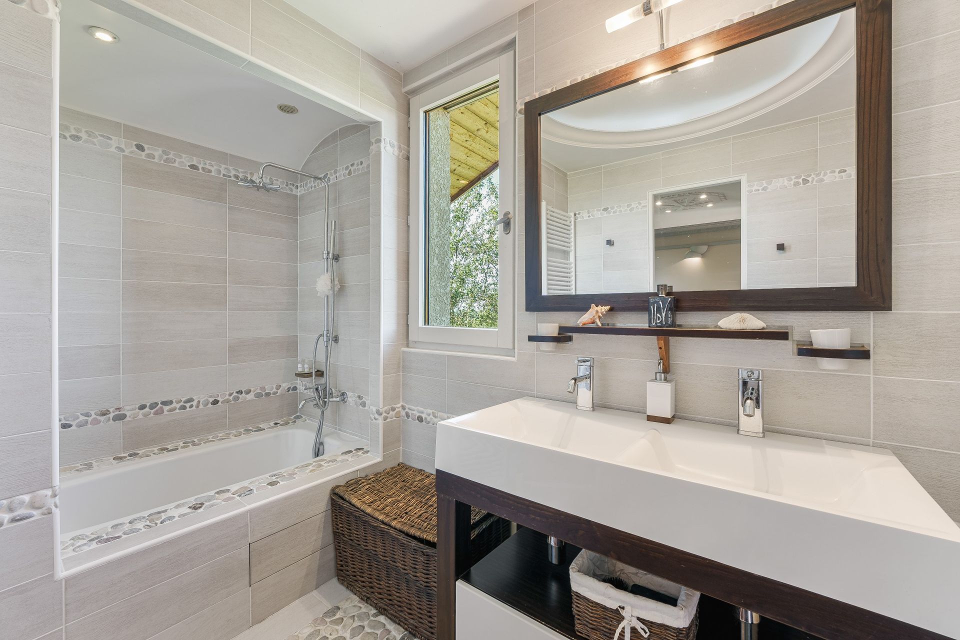 maison 6 Pièces en vente sur ST PAUL EN CHABLAIS (74500)