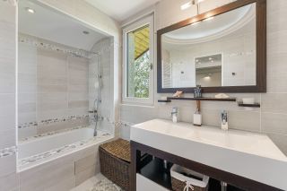 house 6 Rooms for sale on ST PAUL EN CHABLAIS (74500)