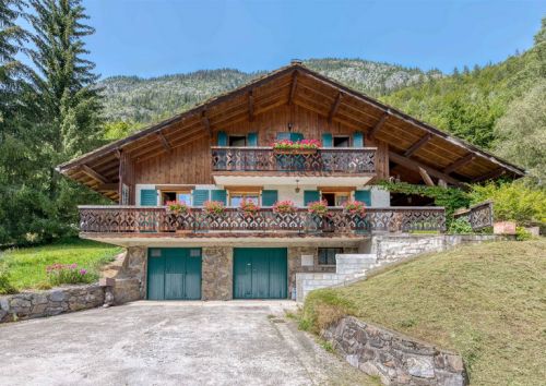 VERY NICE CHALET